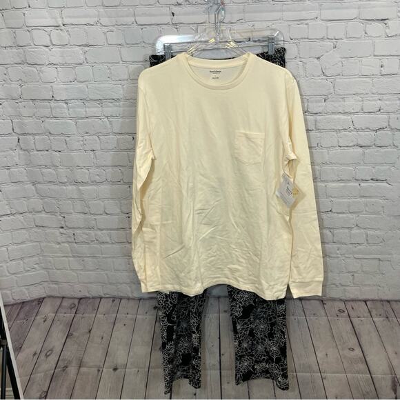 Burt’s Bees Men’s Halloween Spiderweb Pajama Set - Picture 5 of 10